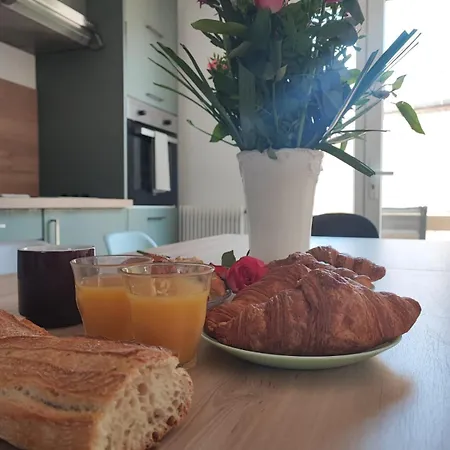 Ferienhaus L'impasse - Maison Avec Jardin Proche Du Centre *